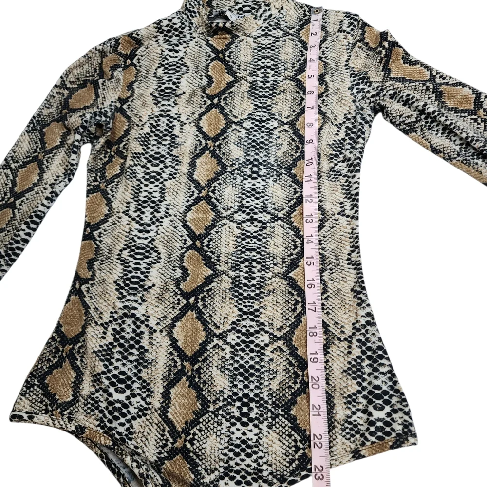 I.AM.GIA Kenzie Snakeskin Bodysuit Long Sleeve Mock Neck Size Small - Picture 10 of 14